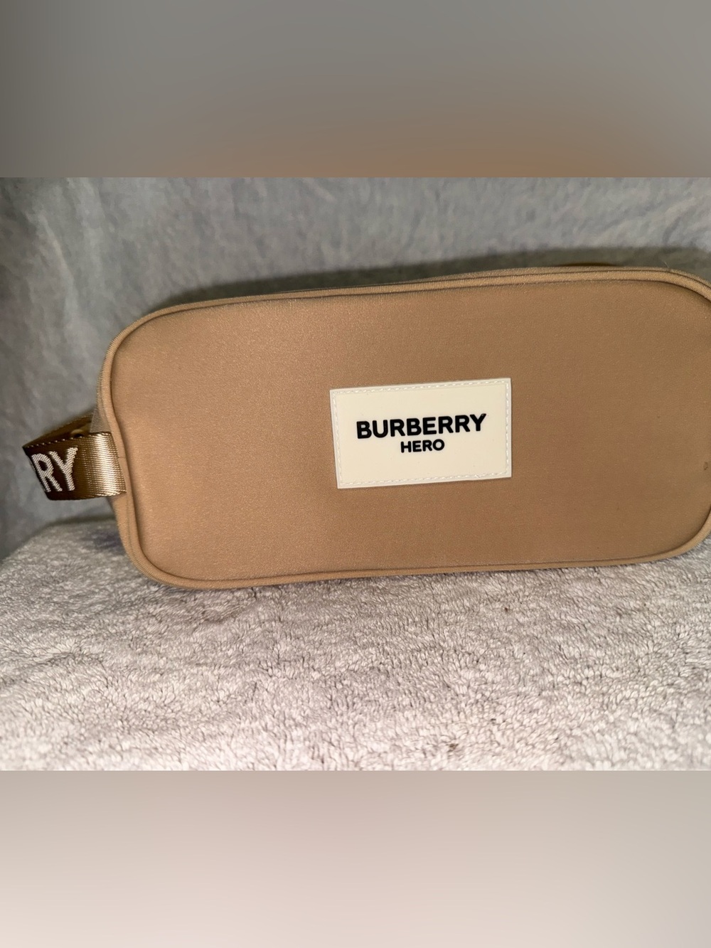 Burberry Hero Tan Men's Toiletry Pouch with Branded Patch